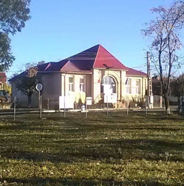 Sediul Primăriei Drăgușeni, judeţul Iași